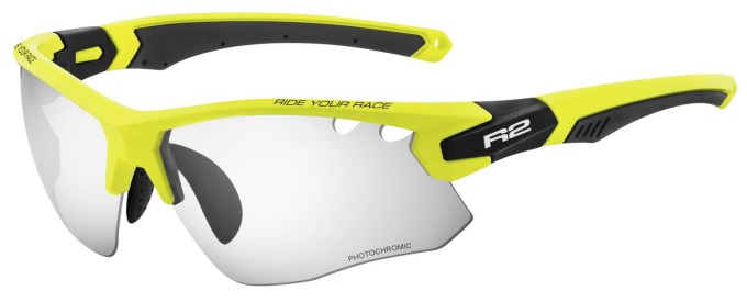 Fotochromatické cyklistické brýle s výměnnými čočkami a odolným materiálem TR90