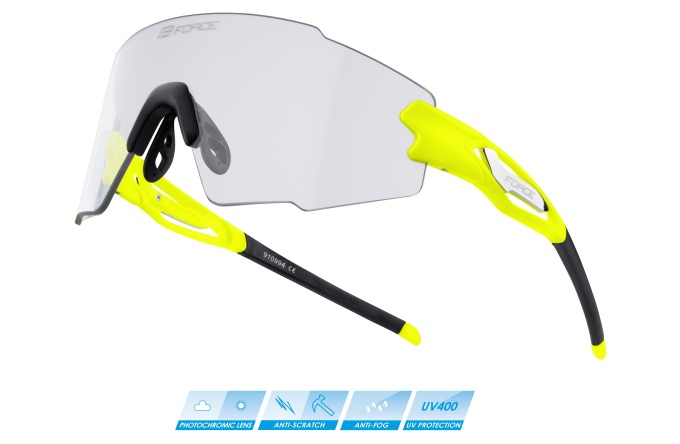 Fotochromatické brýle s oleofobní úpravou proti mastnotě a poškrábání, s anti-zamlžovací a anti-poškrábací úpravou, vhodné pro cyklistiku