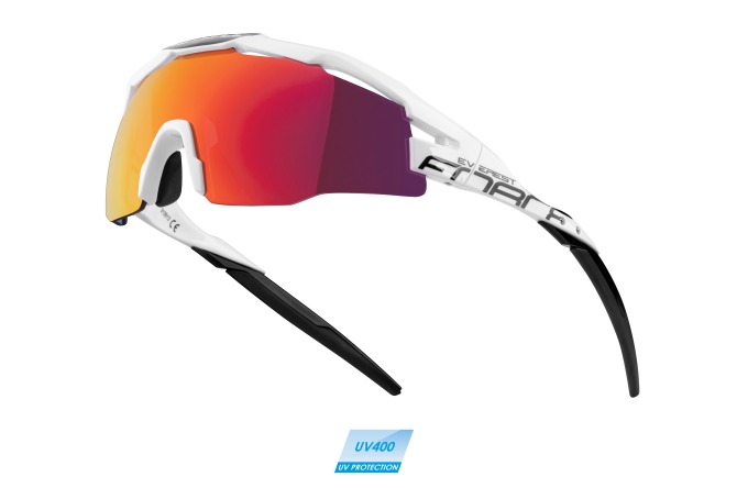 Bílo-černé cyklistické brýle s červenými skly, vyrobené z pevného a pružného materiálu TR90 s UV 400 ochranou a nastavitelným nosníkem
