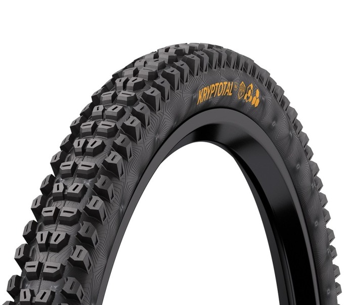 Plášť Continental Kryptotal-R Enduro Soft 27,5" optimalizovaný pro zadní kolo s vynikajícími vlastnostmi v různém terénu